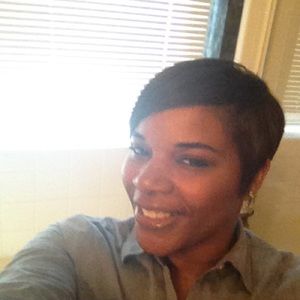 Meet your Posher, Dee